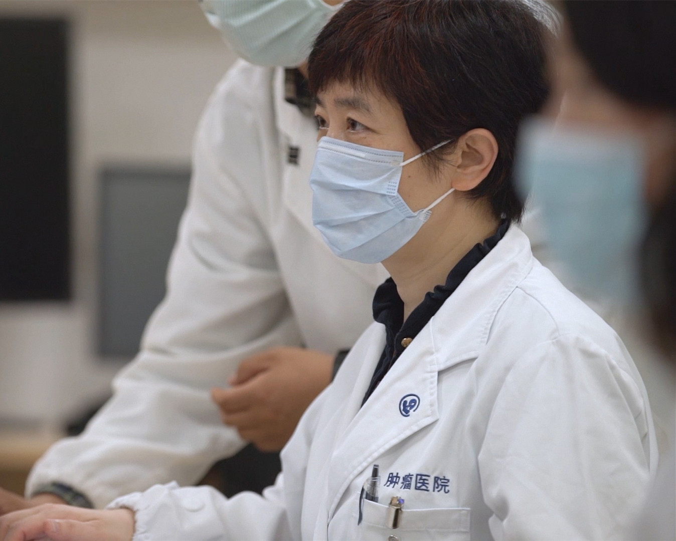 Professor Zhang Zhen , the director of Fudan University Cancer Hospital Radiotherapy Center
